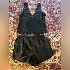 NWOT. Mulberry washable silk short set. Easy, comfortable fit.